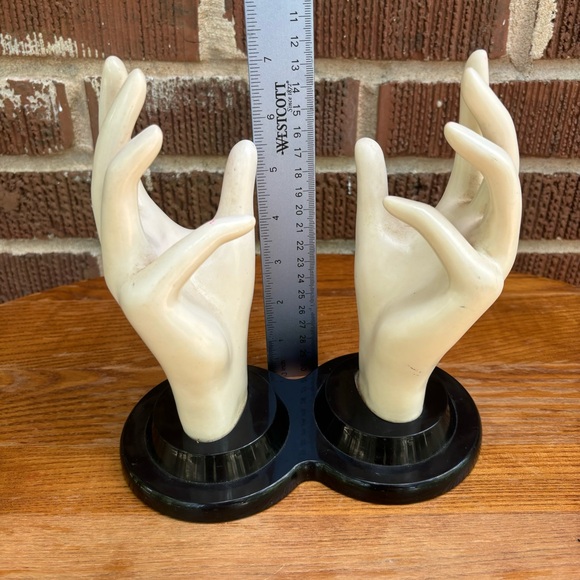Vintage 1990 E & B Giftware Double Mannequin HANDS Jewelry Ring Photo Display - Picture 5 of 6